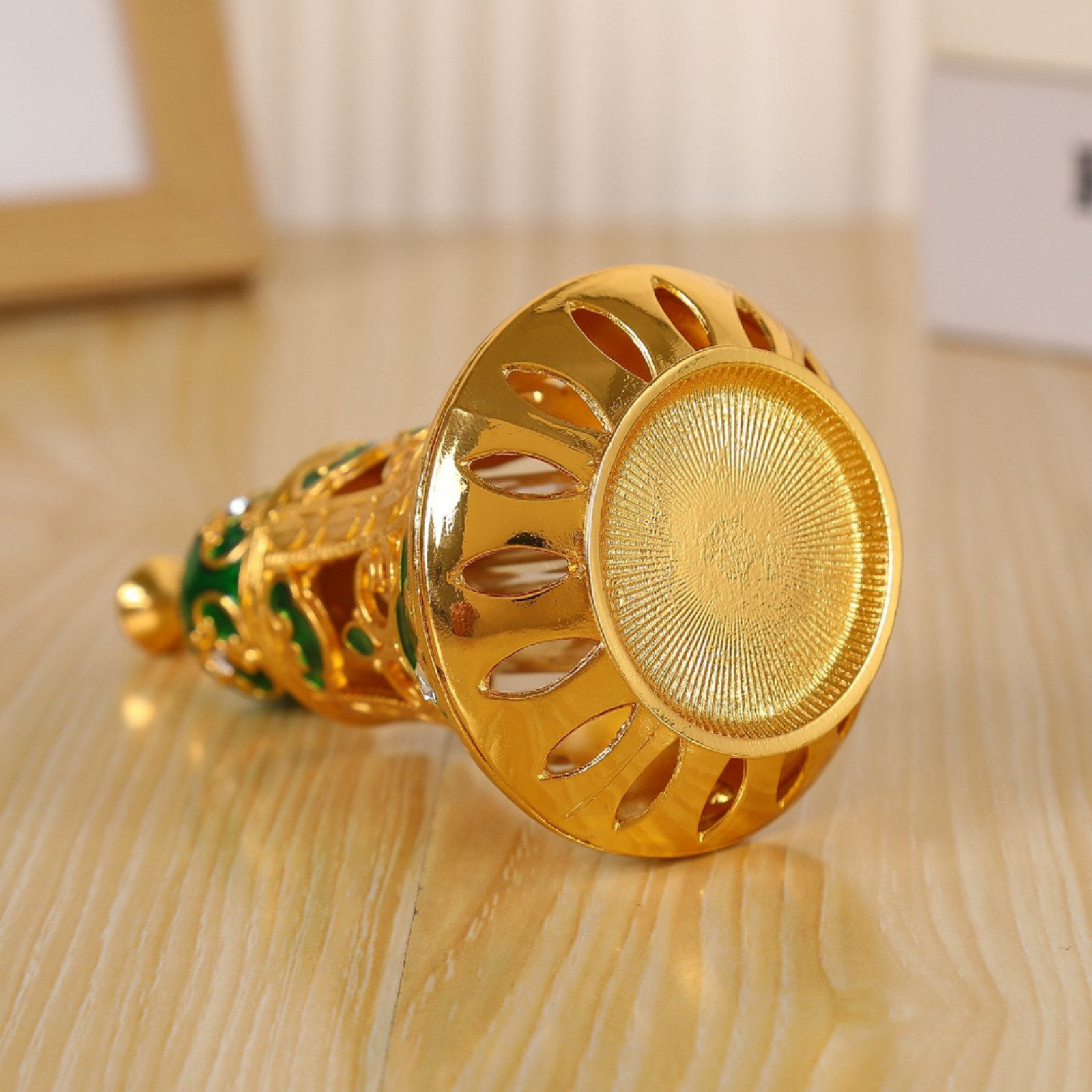 Home Decor Design - 華やかな香水瓶、多面カットのベル型ガラス瓶、美容容器、クラフト、家の装飾、ヴィンテージデザイン