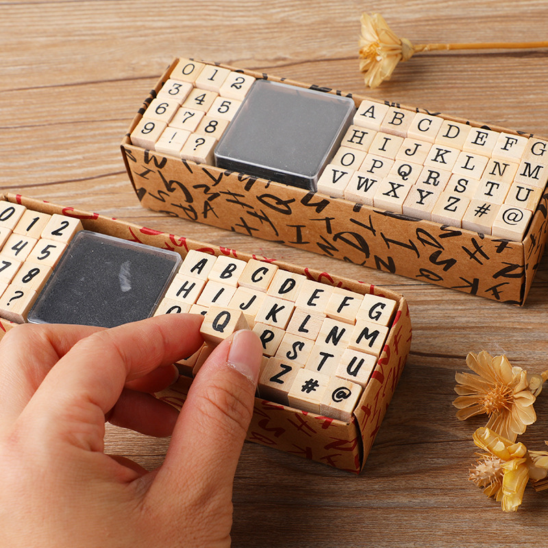 Wooden Letter Sign - 基本日記セット タイプライター数字と文字シール DIY 日記木製シール 40 個詰め合わせスタンプセット