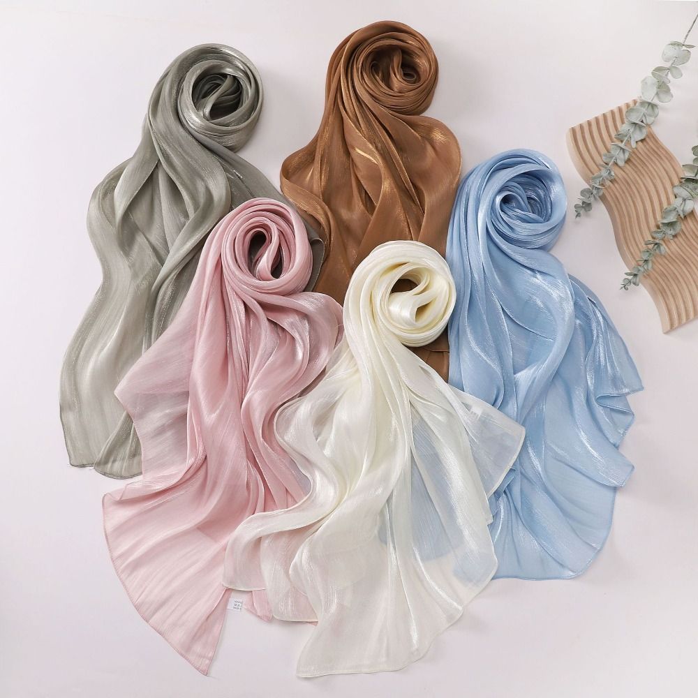 高品質ソリッドカラーシルクスカーフシャイニングシフォンシフォ - Home Decor Ramadan のレビューと価格