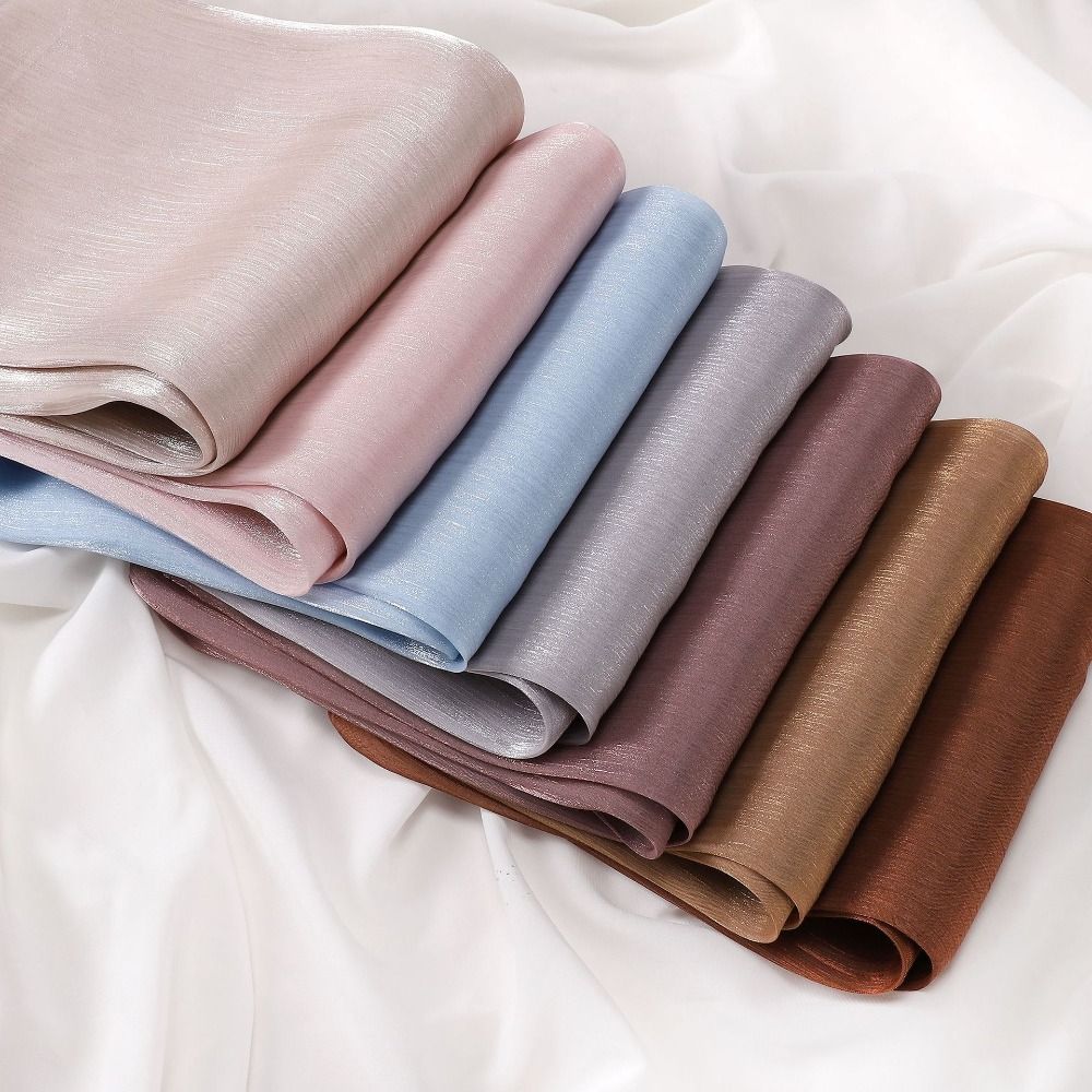 高品質ソリッドカラーシルクスカーフシャイニングシフォンシフォ - Home Decor Ramadan のレビューと価格