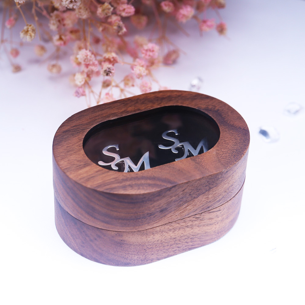 男性用にカスタマイズされた最初の文字のカフスボタン,パーソナ - Wooden Letter Sign のレビューと価格